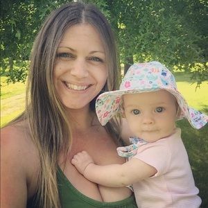 Meet your Posher, Rebecca